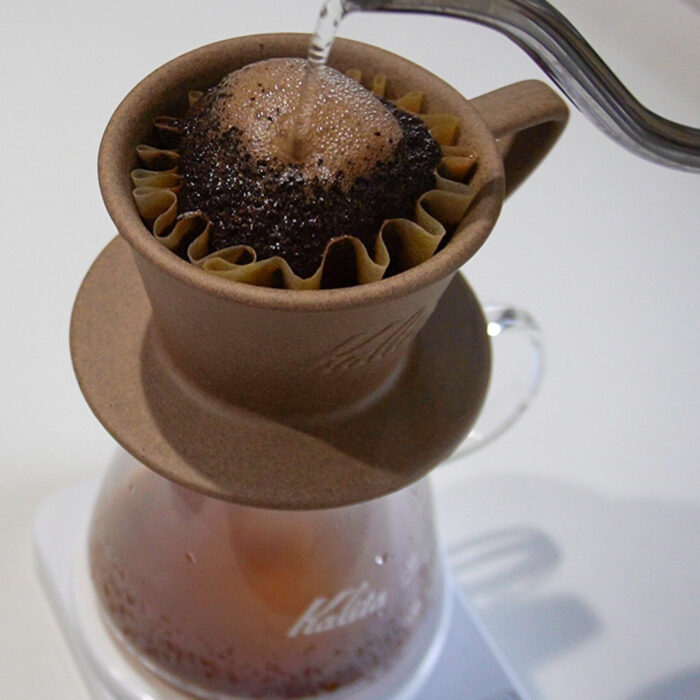 ハンドドリップ　コーヒー豆　膨らむ
